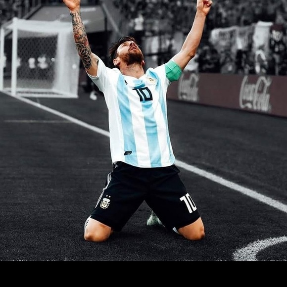 Meet your Posher, Mwamba16 - Picture 1 of 1